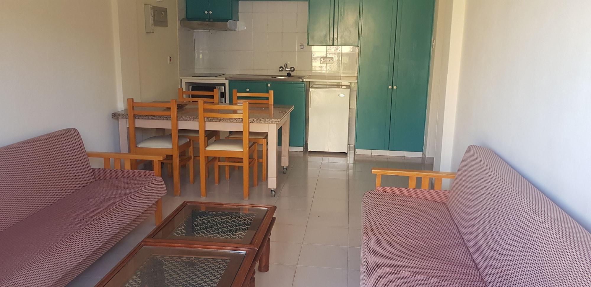 Senator Hotel Apartments - Adults Only Ayia Napa Exterior foto