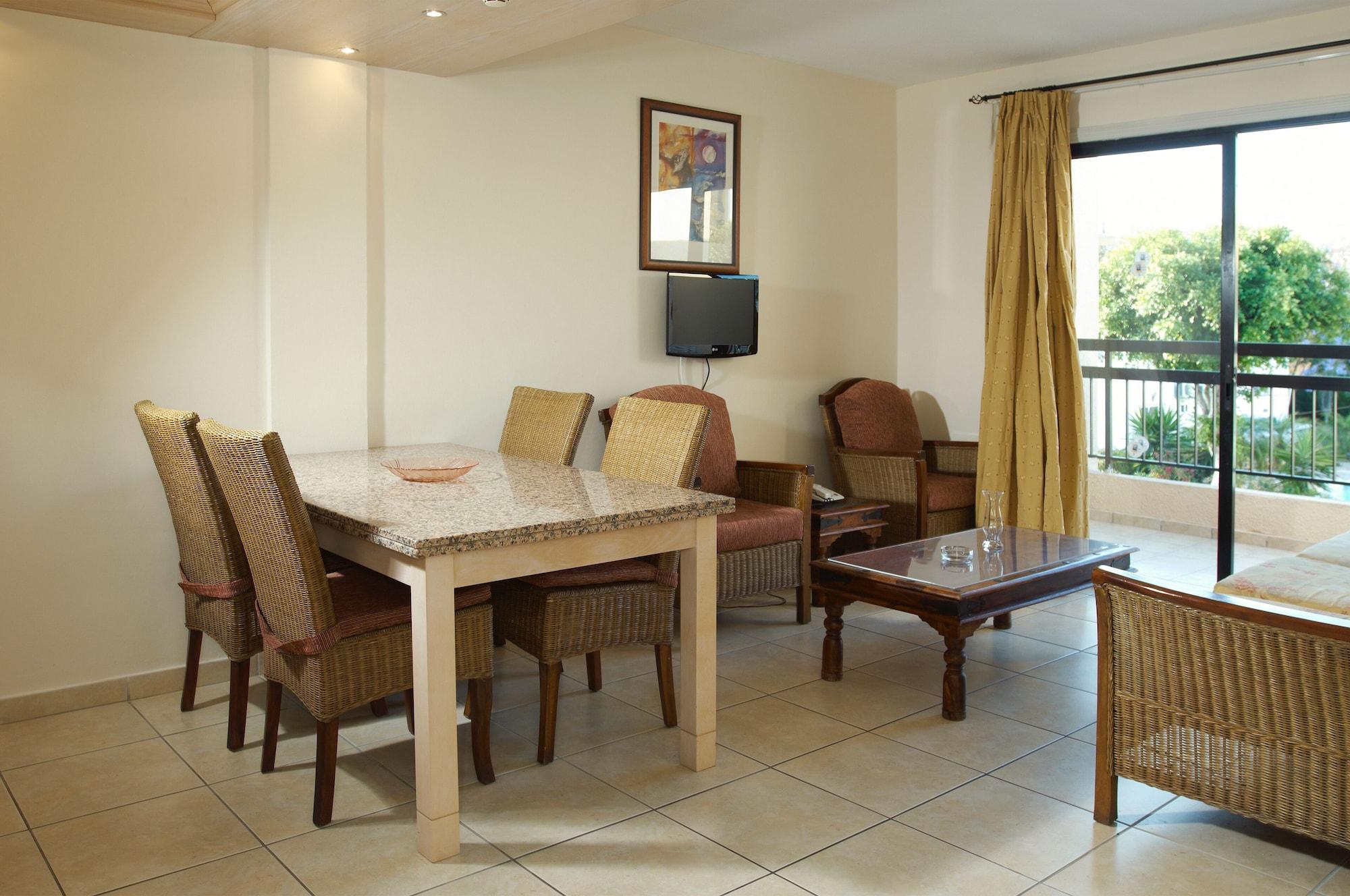 Senator Hotel Apartments - Adults Only Ayia Napa Exterior foto