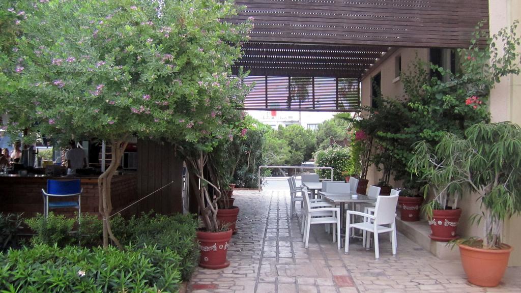 Senator Hotel Apartments - Adults Only Ayia Napa Exterior foto