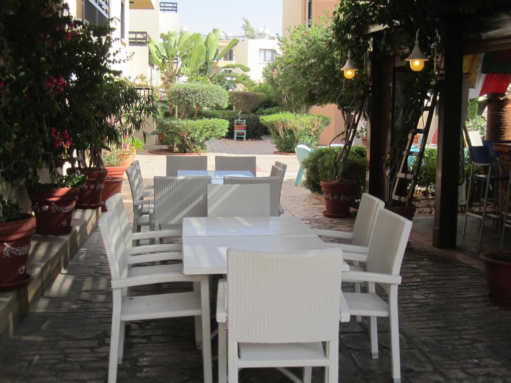Senator Hotel Apartments - Adults Only Ayia Napa Exterior foto