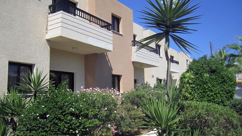 Senator Hotel Apartments - Adults Only Ayia Napa Exterior foto