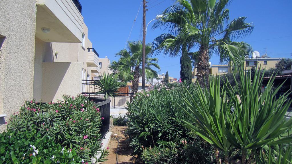Senator Hotel Apartments - Adults Only Ayia Napa Exterior foto