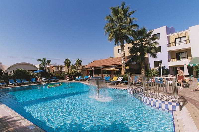 Senator Hotel Apartments - Adults Only Ayia Napa Exterior foto