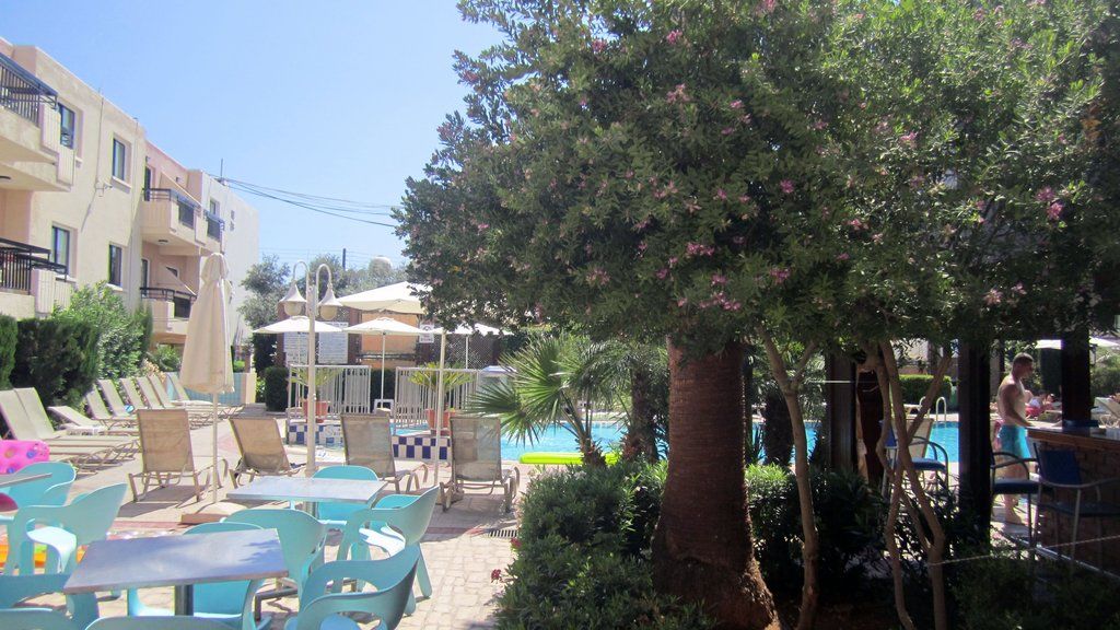 Senator Hotel Apartments - Adults Only Ayia Napa Exterior foto