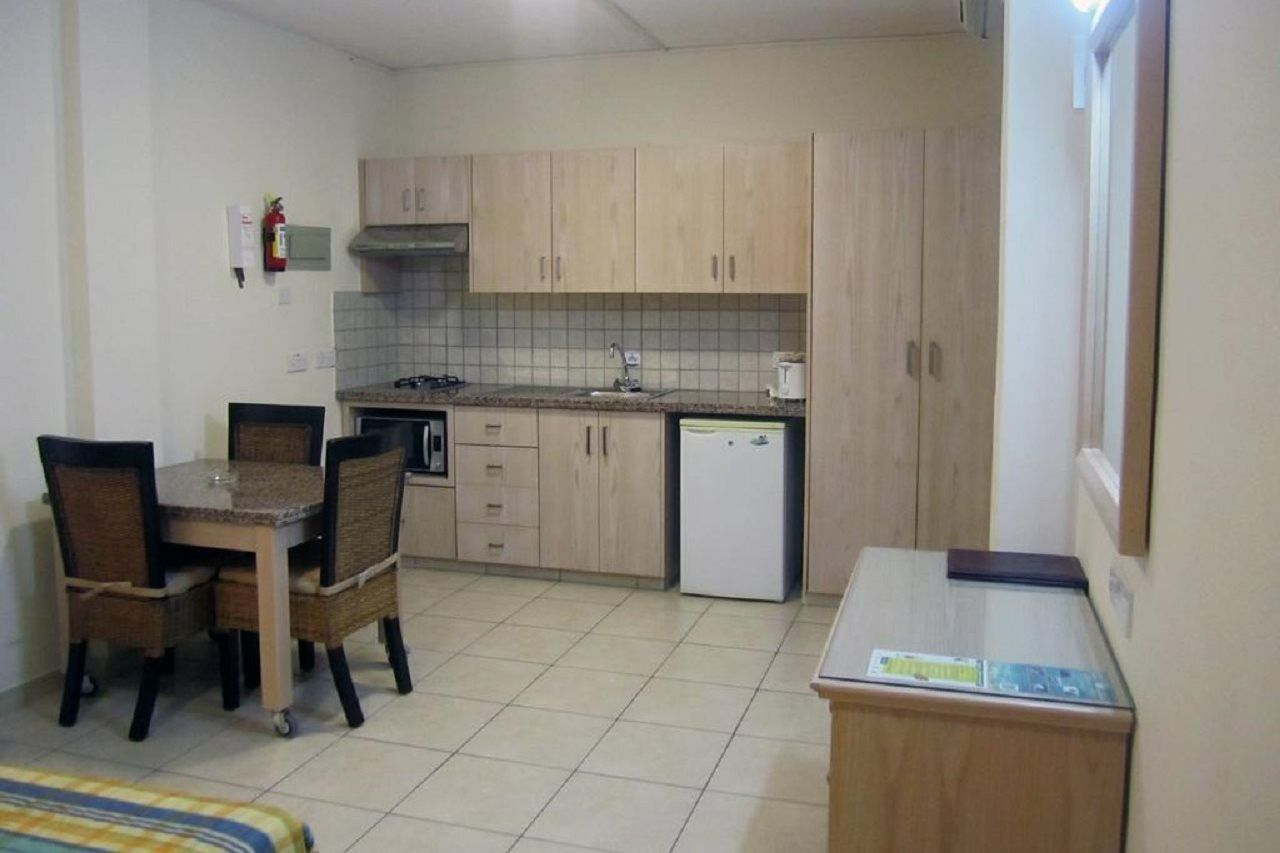 Senator Hotel Apartments - Adults Only Ayia Napa Exterior foto